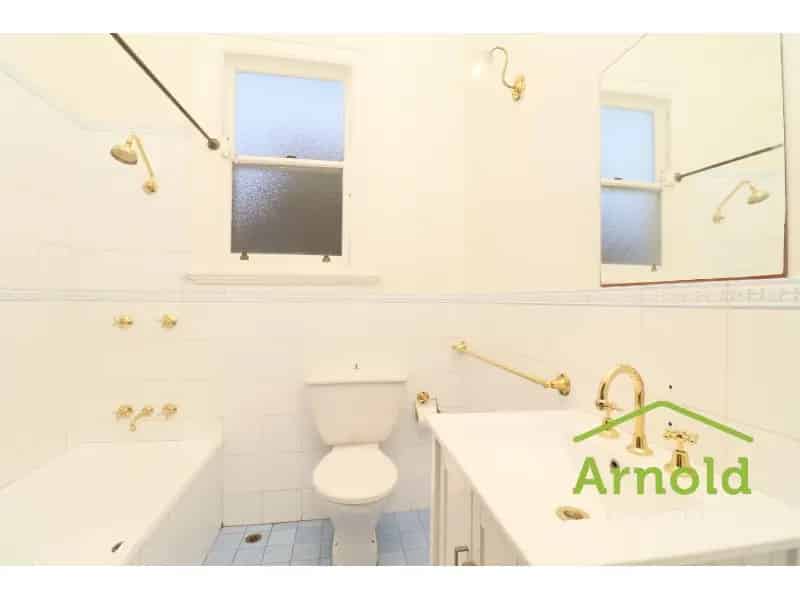 4 Bedroom Family Home