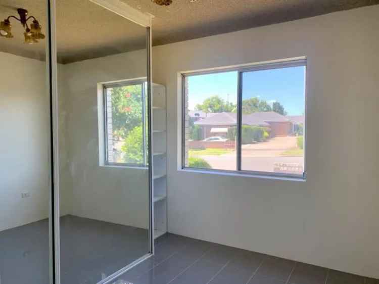 Campbelltown 2 Bedroom Unit For Lease - Newly Renovated