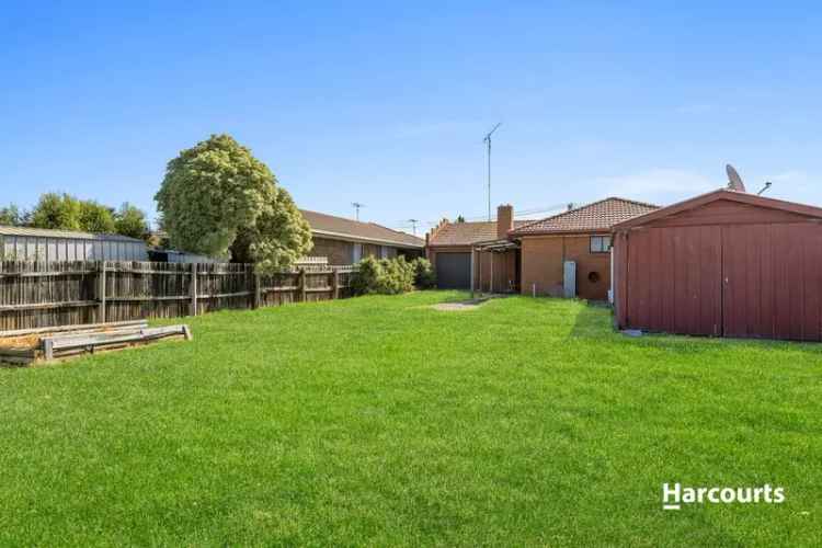 3-Bedroom House in Corio: Your Perfect Blend of Comfort and Convenience!