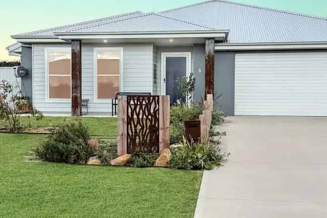 House For Sale , Bathurst, New South Wales