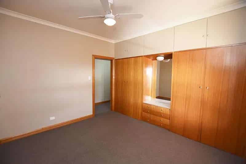 Buy rural property in Tongala with extensive farming facilities