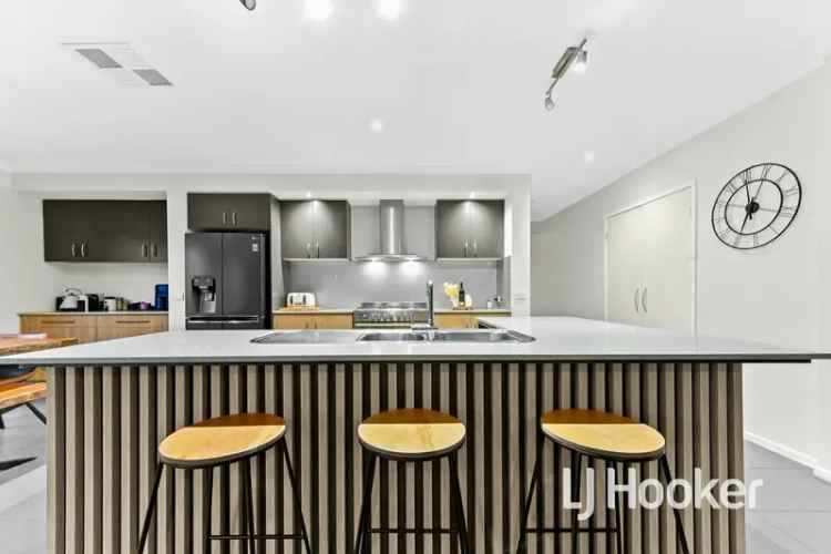 House For Sale in Melbourne, Victoria