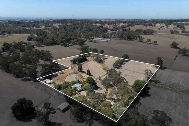 Character Home with Subdivision Potential near Mount Barker