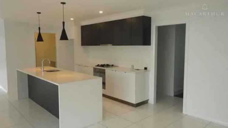 Contemporary Bourkelands Home 3 Bedroom House for Rent