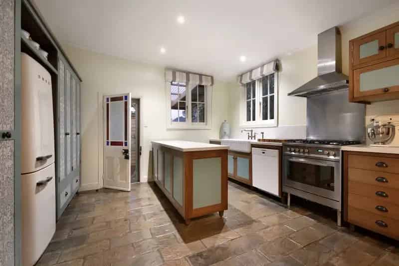 House For Sale , 105, Main Road, Shire of Mount Alexander, Victoria