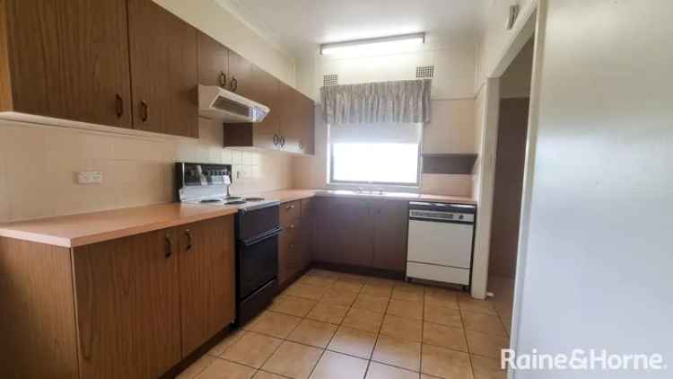 House For Rent in Grenfell, New South Wales