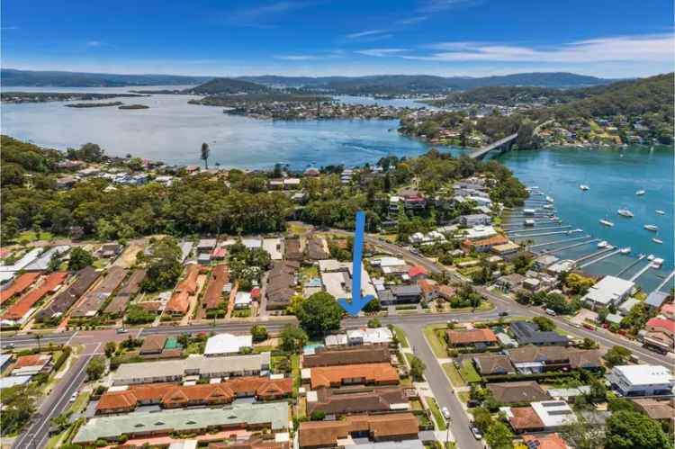 Real Estate For Sale - 1 Murray Street - Booker Bay , NSW