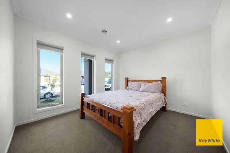 Stylish & Convenient Living in the Thriving Community of Tarneit!