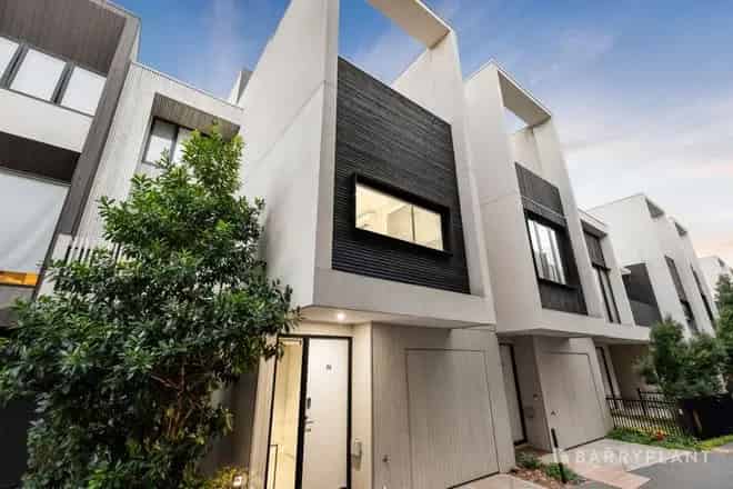 House For Sale , 38, Kokoda Place, Melbourne, Victoria