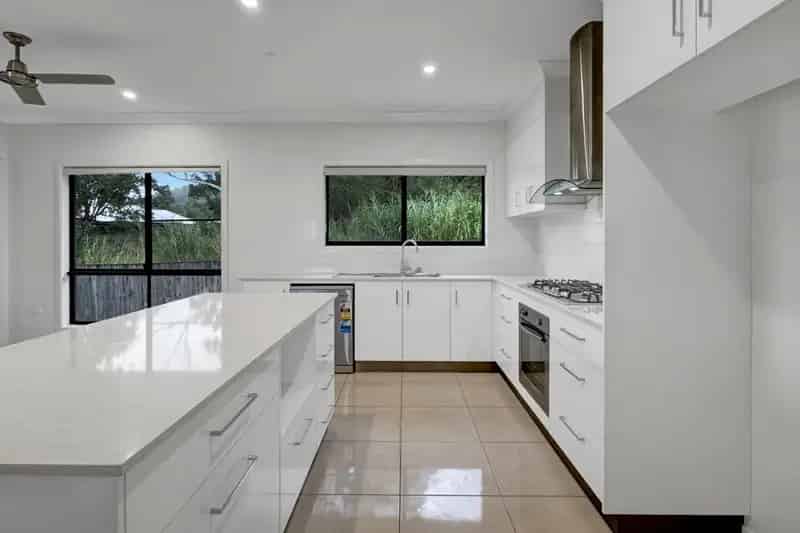 House For Sale , Cannonvale, Queensland