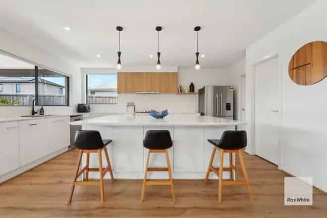 House For Sale , 8, Toombon Street, Melbourne, Victoria