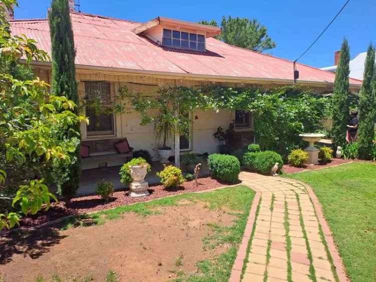 House For Sale in Peterborough, South Australia