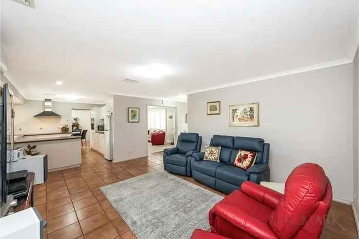 House For Sale in City of Melville, Western Australia