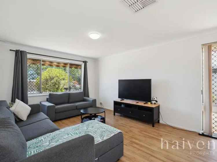 House For Sale in City of Gosnells, Western Australia