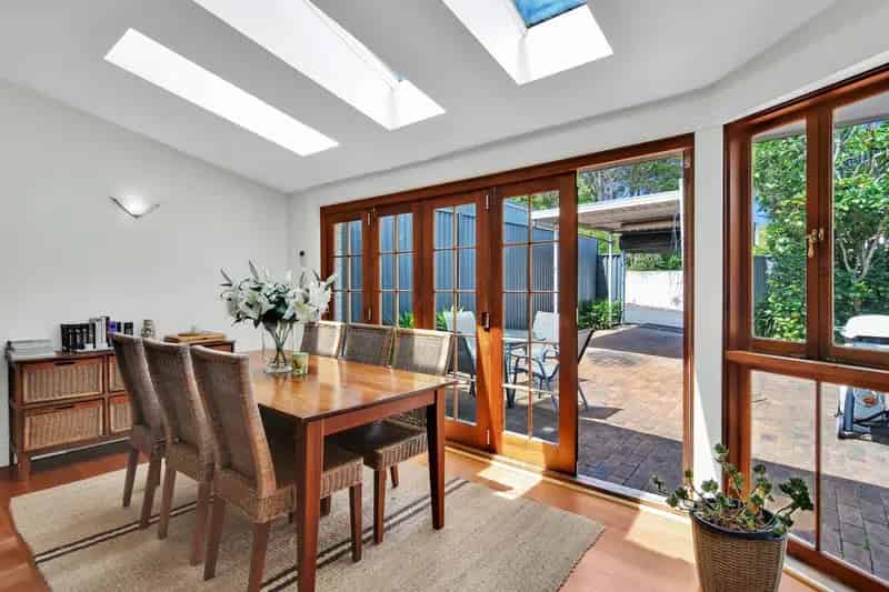 Real Estate For Lease - 591 Willoughby Road - Willoughby , NSW