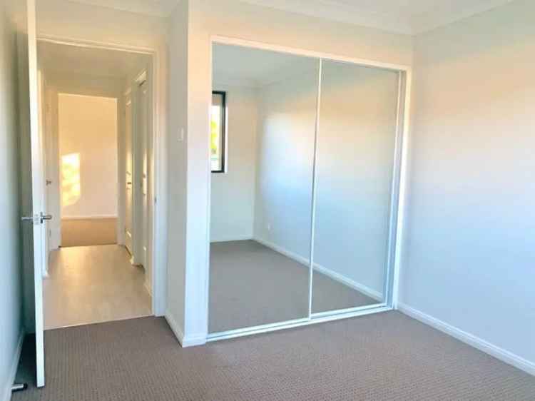 Granny Flat 2 Bed Near Schools Shops Transport