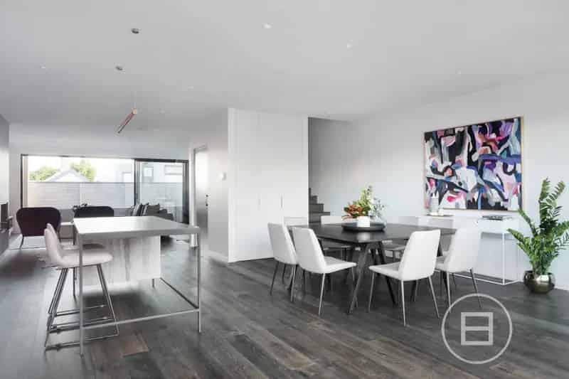 Buy townhouse in Windsor with luxury features and prime location