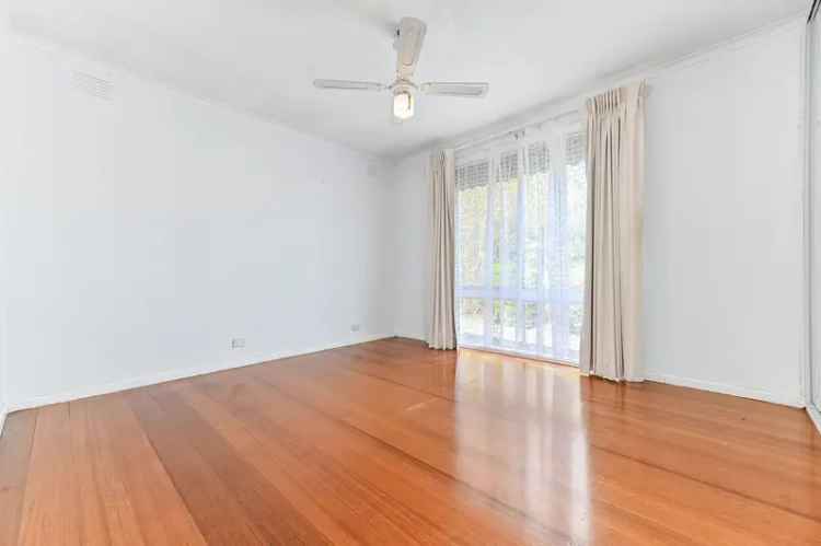 3 rooms house of 137 m² in Melbourne