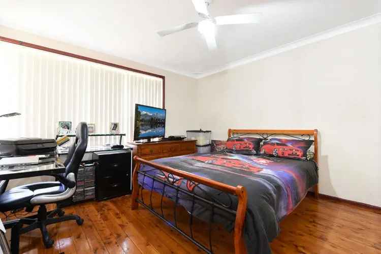 Buy House in Sydney with 4 Bedrooms and Outdoor Entertainment Area