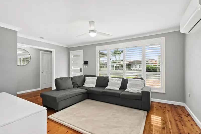 Side yard access on 601m2