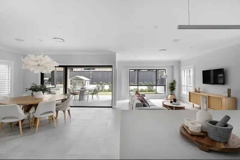 Buy acreage in Bellbird Rise with modern family homestead