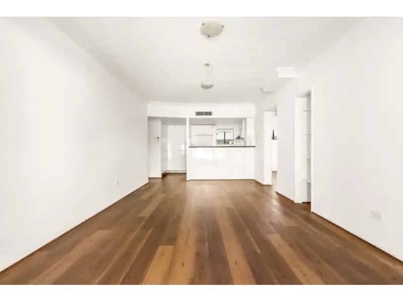Beautiful Apartment In Riverscape South!