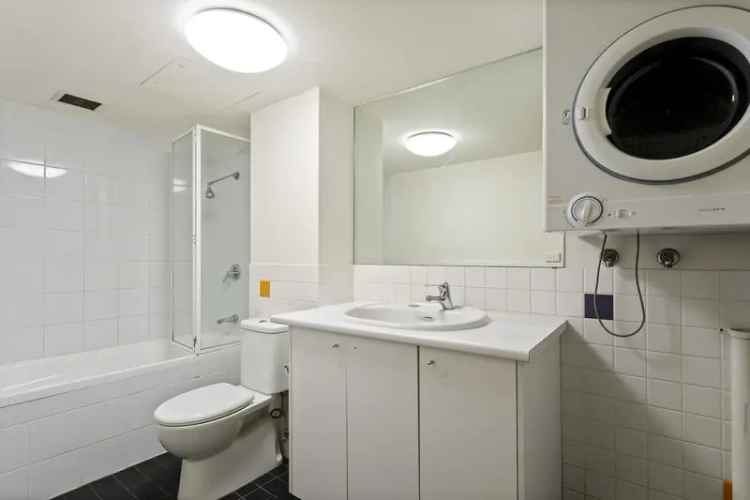 2 Bedroom 181m² Apartment Melbourne Near Swinburne University