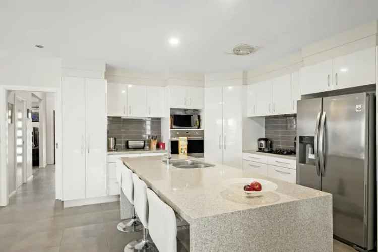 House For Sale in District of Gungahlin, Australian Capital Territory