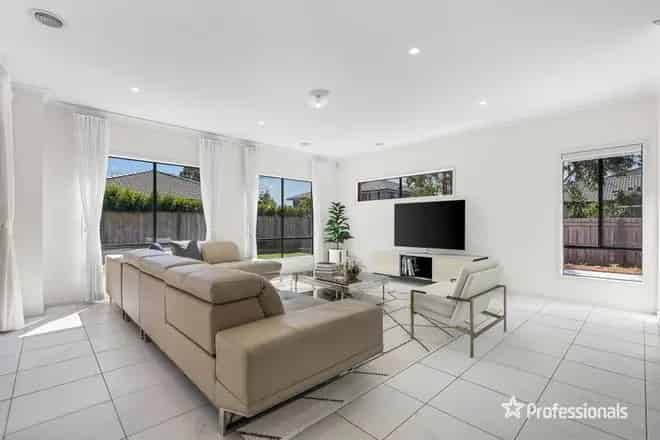 House For Sale , 27, Bowling Avenue, Melbourne, Victoria