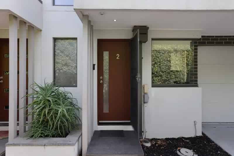 Contemporary Elegance Meets Ultimate Convenience