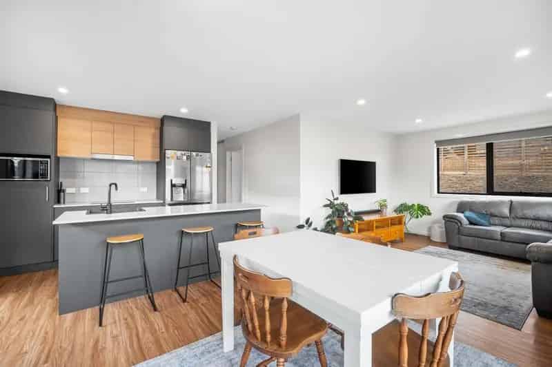 House For Sale - 1 Vivian Drive, Rokeby TAS 7019