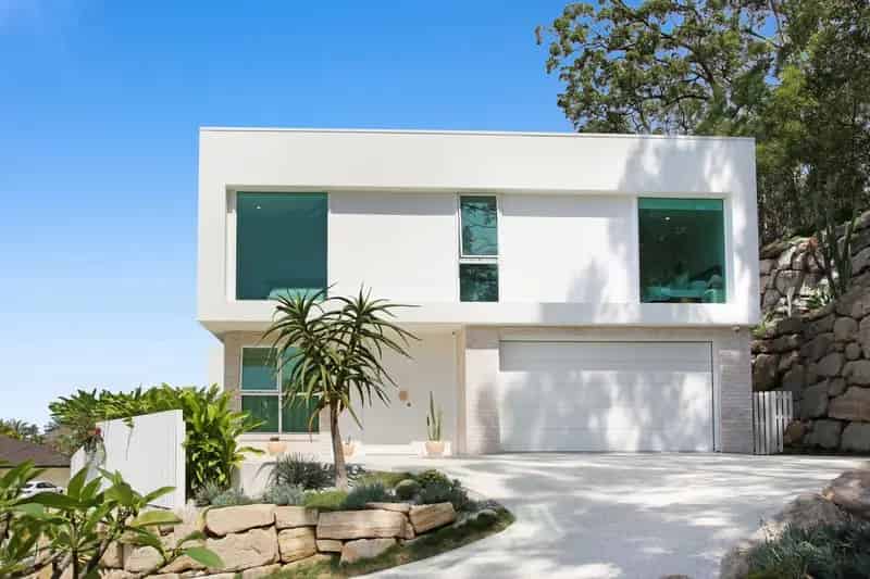Contemporary Luxury With Breathtaking Views