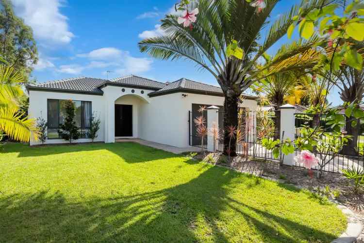 Spacious Family Home in Prime Robina Location