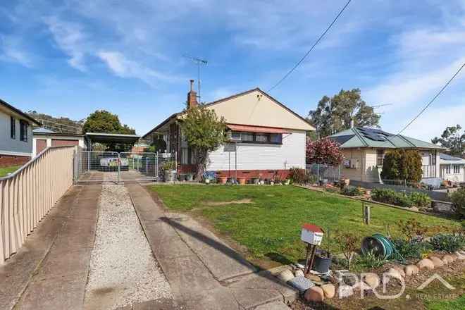 House For Sale in Tumut, New South Wales