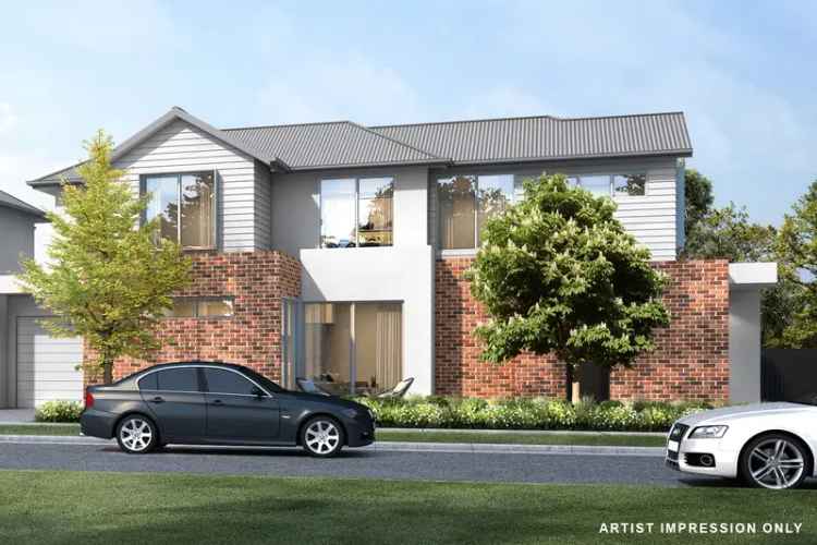 Luxury Dual Level Residence near Altona Green Primary School