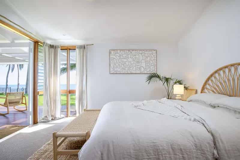 Buy absolute beachfront cottage in a tightly held street with stunning views