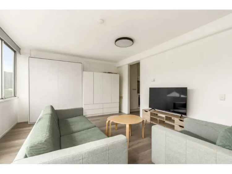 Renovated Studio Apartment near Kangaroo Point Cliffs