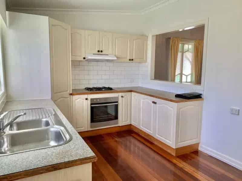 Charming 3-Bedroom Rental With Deck, Storage & Great Location