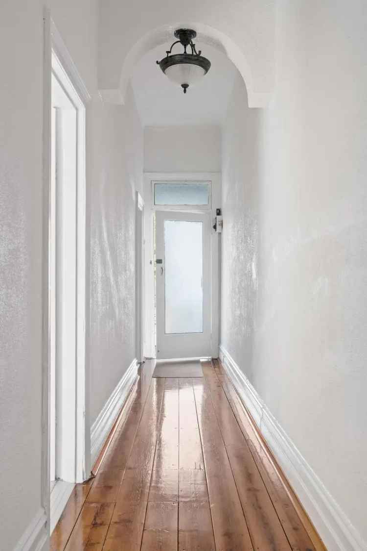 House For Sale , 128, Spensley Street, Melbourne, Victoria