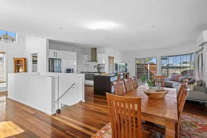 House For Sale , 9-9B, Seaview Drive, Apollo Bay, Victoria