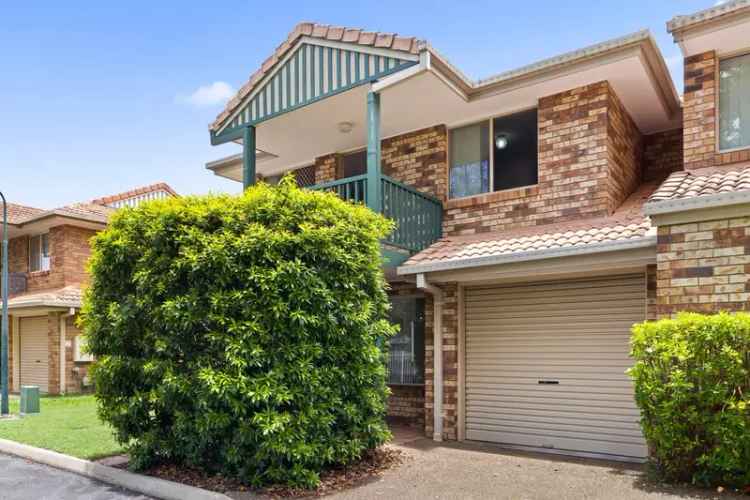 Townhouse in Mansfield High School Catchment - Auction 29012025