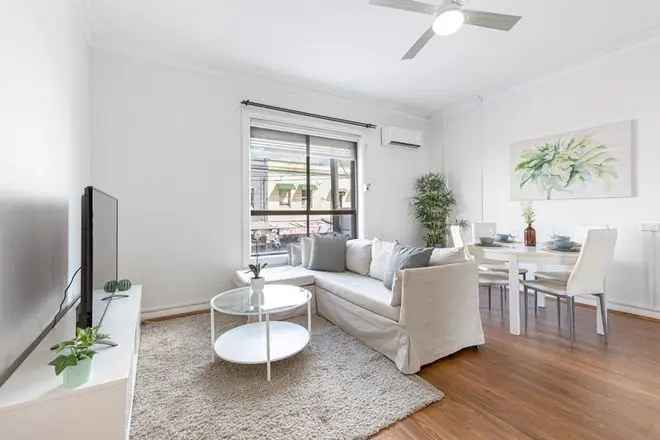 Fully Furnished 2 Bed Unit Near Enmore Newtown Stations