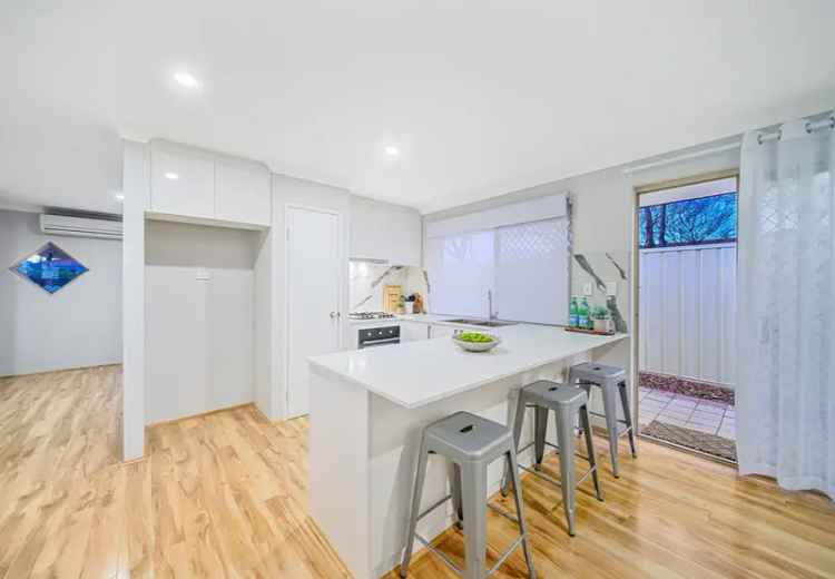 Stunning 4X2 Home Renovated to Perfection