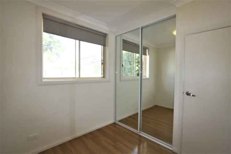 3 rooms house of 229 m² in Sydney