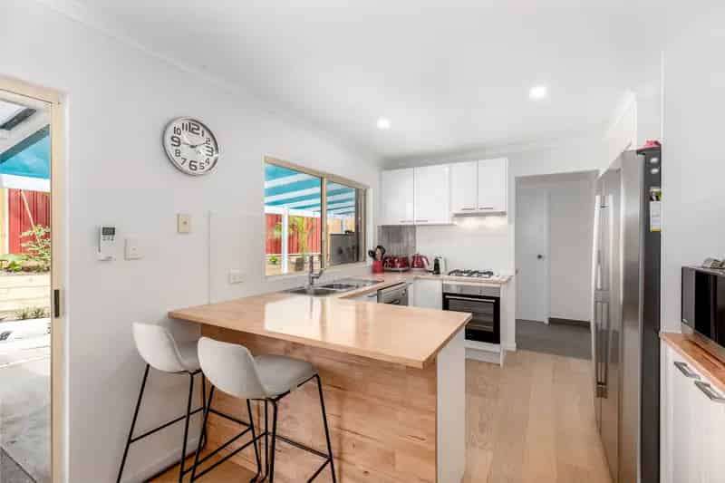 Buy cottage in Kilkivan with stunning views and ample gardens