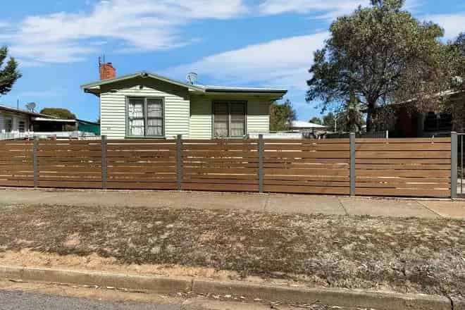 House For Sale , 106, Golden Wattle Drive, Maryborough, Victoria