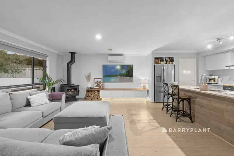 A Family Haven with Unmatched Outdoor Living!