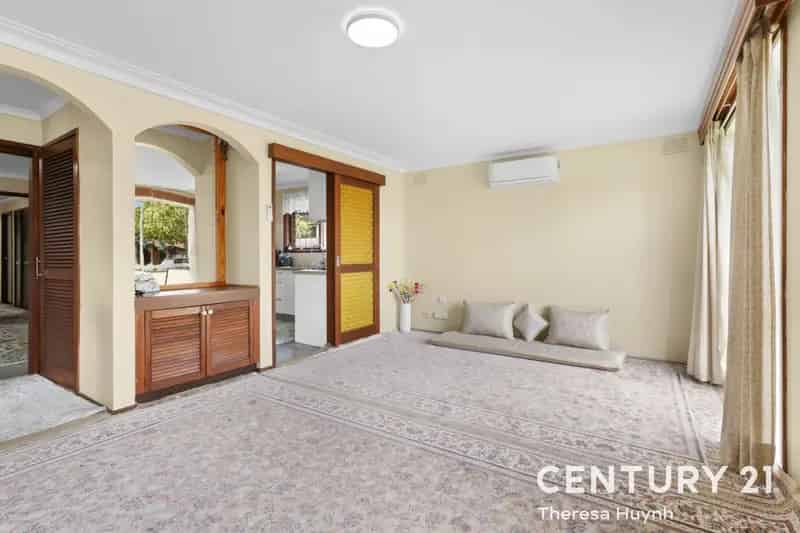 3 Smithson Court, Dandenong VIC 3175 - House Auction