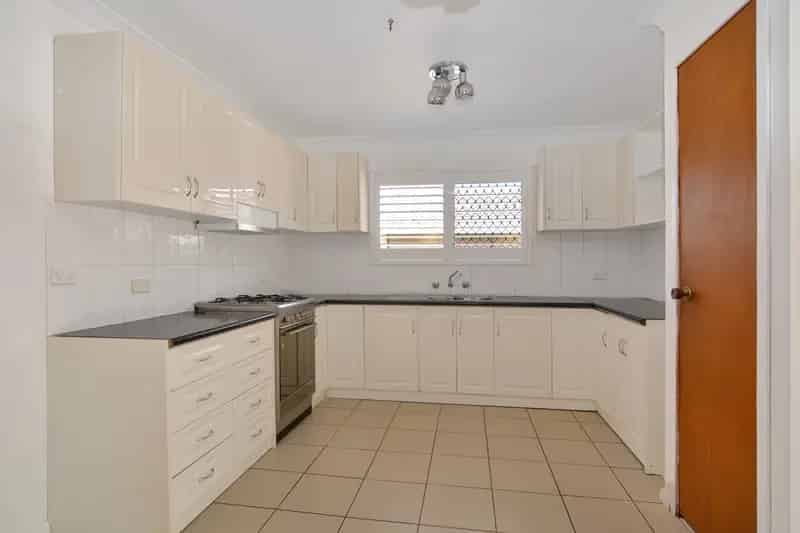 Real Estate For Lease - 188 Eastern Road - Killarney Vale , NSW