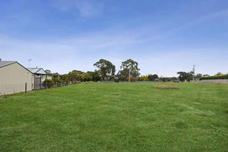 Land For Sale in Clunes, Victoria